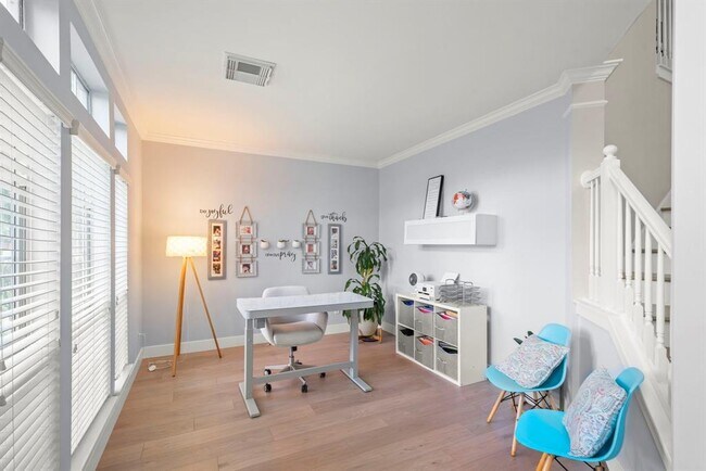 Foto del edificio - 3006 Brooks Ct