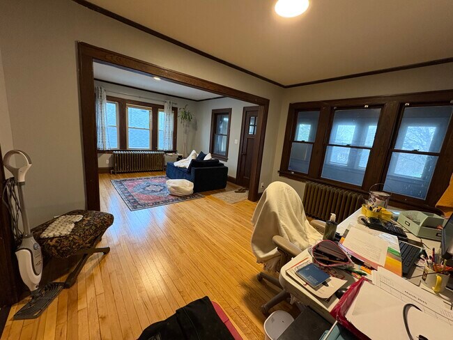 Foto del edificio - 1006 Gould Ave NE