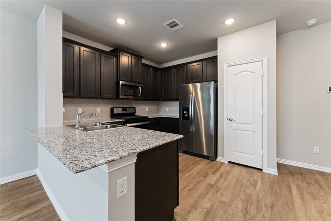 Foto del edificio - 12711 Taymouth Manor Dr