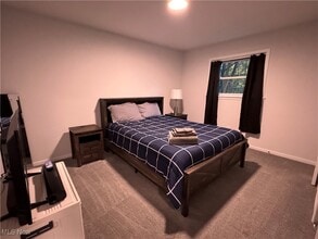 Building Photo - 2713 Smith Rd