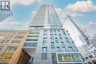 Building Photo - 115 Blue Jays Way