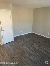 Building Photo - 2707 Riedling Dr