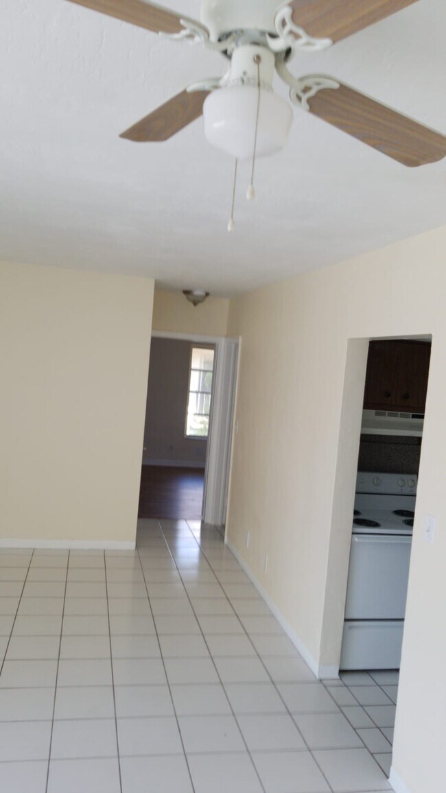 Foto del edificio - 4361 NW 11th St
