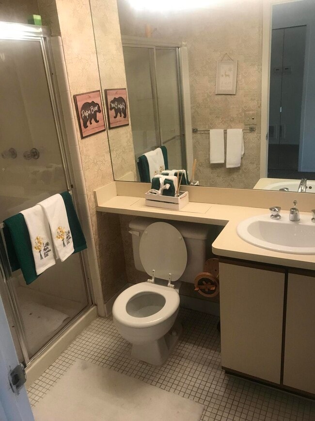 Building Photo - 27430 Evergreen Rd