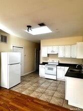 Building Photo - 32 W Main St