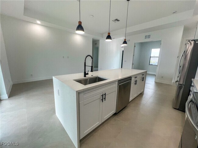 Foto del edificio - 1302 NW 13th Terrace