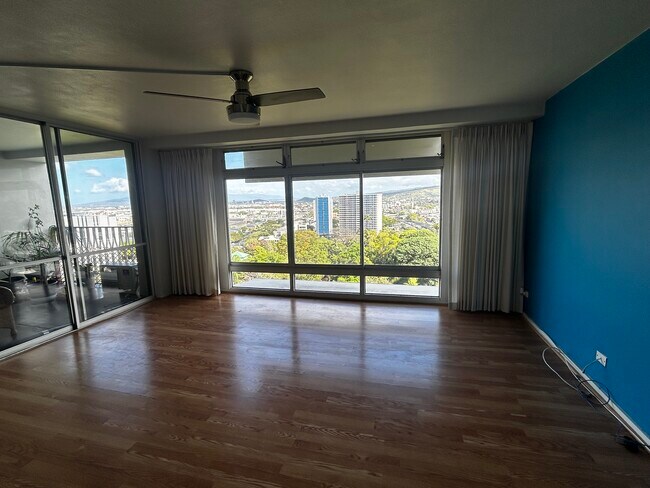 Foto del edificio - 1515 Nuuanu Ave