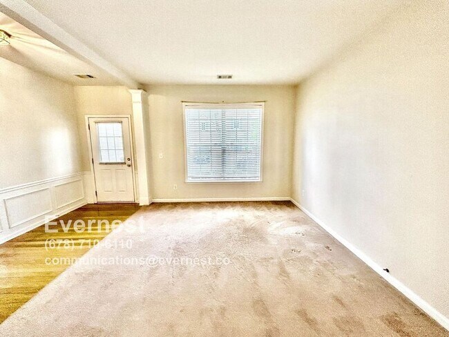 Building Photo - 707 Melilot Ln