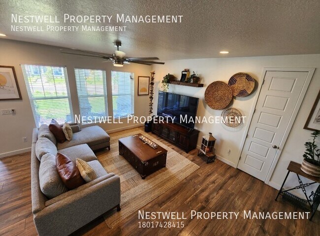 Foto del edificio - Gorgeous 4-bed Home in Daybreak