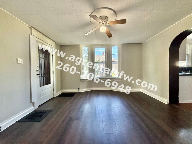 Foto del edificio - 2919 S Harrison St