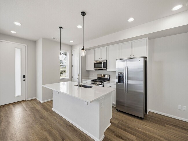 Foto del edificio - 6222 Kinston Pkwy