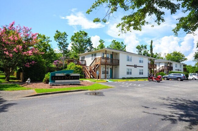 Foto del edificio - 4315 Maple Ave