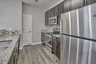 Building Photo - Nexus At Sandhill