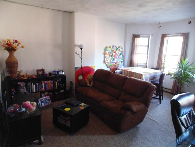 Building Photo - 63 S Huntington Ave