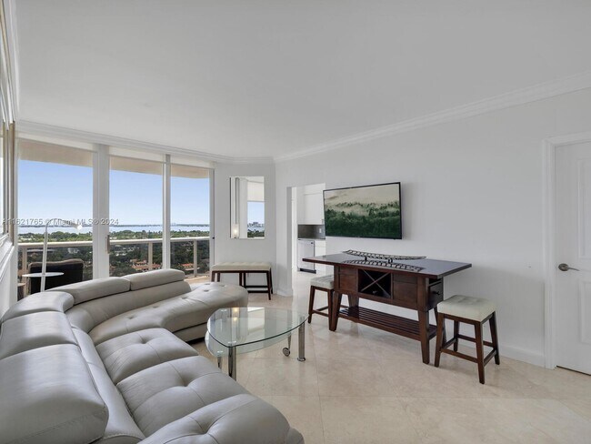 Building Photo - 4779 Collins Ave