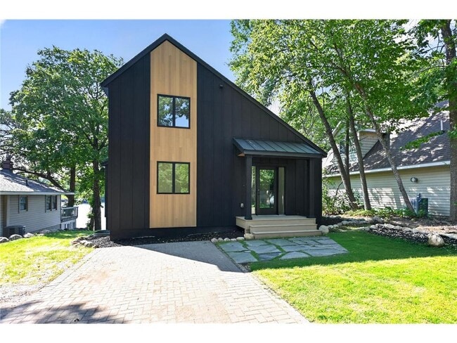 Building Photo - 13144 Maple Cir Dr SE