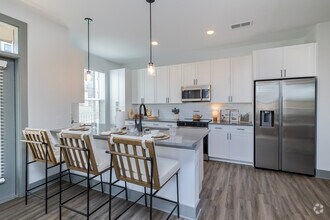 Interior Photo - District Eastside