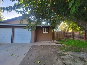 Building Photo - 6421 San Stefano St