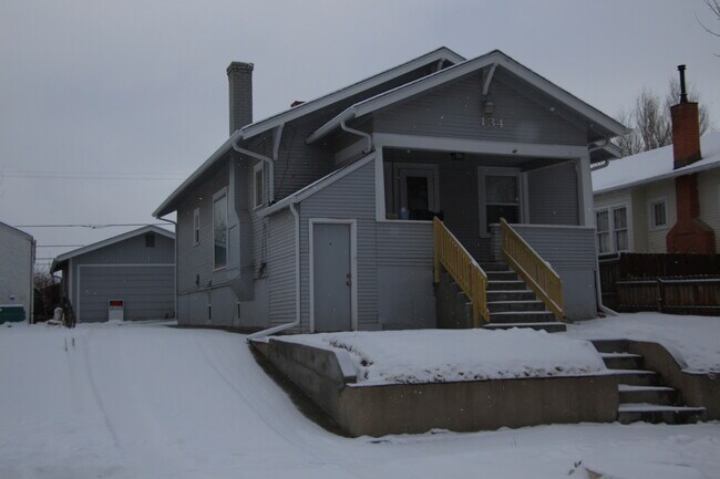 Building Photo - 134 S Kenwood St