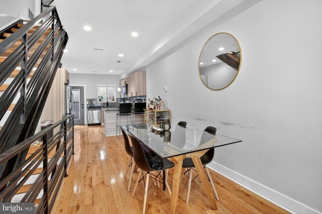 Foto del edificio - 427 W Norris St