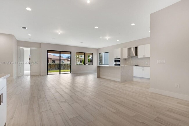 Building Photo - 13130 Addilyn Ct