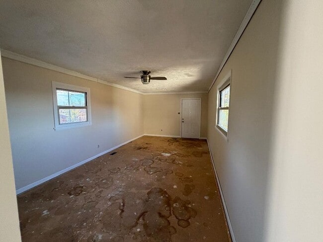 Building Photo - 155 Flannagan Dr