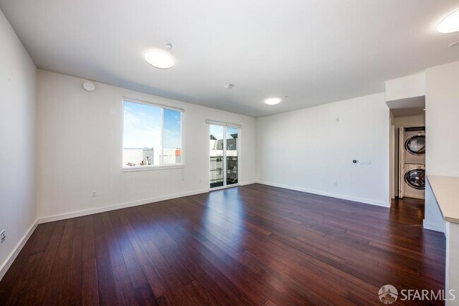 Foto del edificio - 50 Jerrold Ave