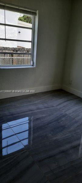 Foto del edificio - 1258 SW 13th St