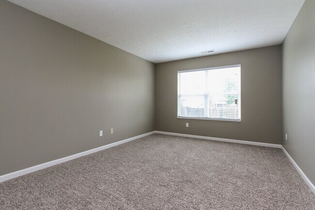 Building Photo - 2178 Rossington Ln