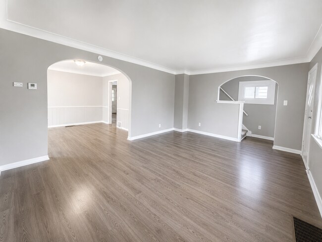 Foto del edificio - 523 E Oakland St