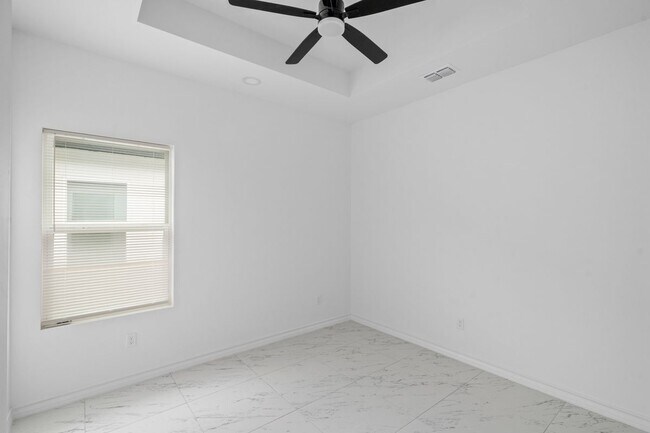 Foto del edificio - 11304 N 25th St