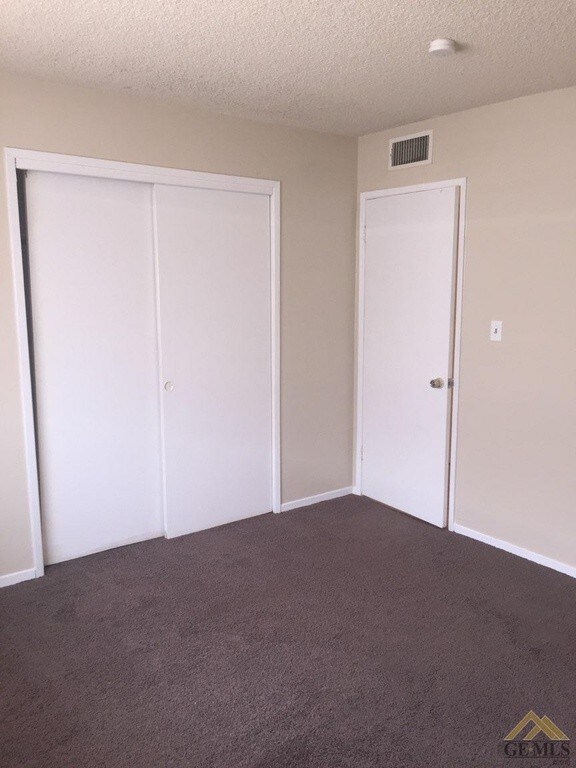 Foto principal - 800 Pacheco Rd