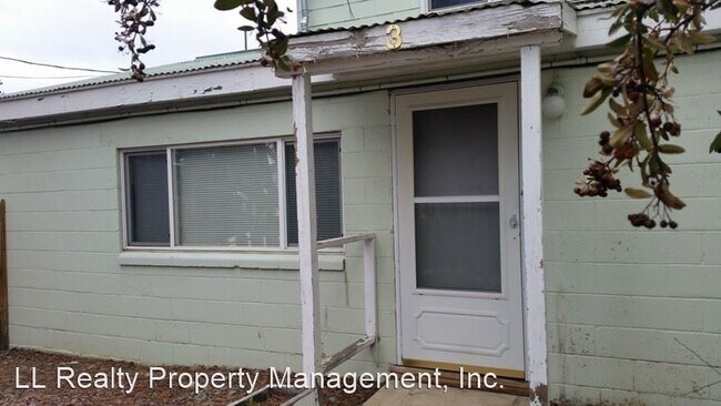 Building Photo - 166 Ponderosa Dr