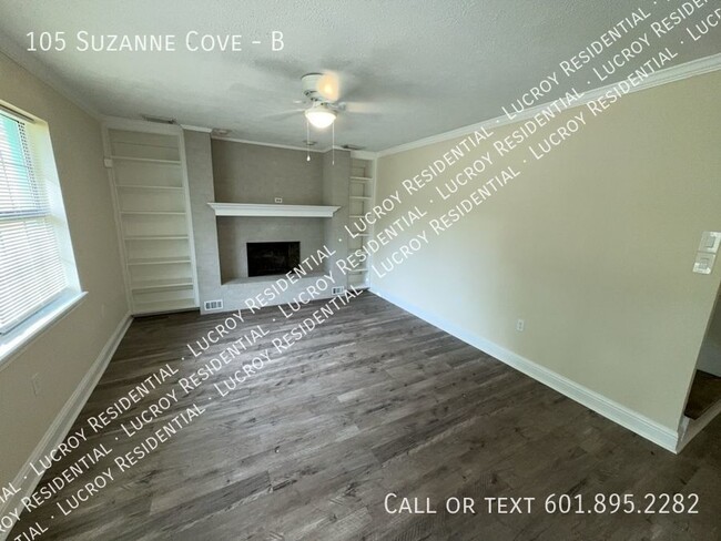 Foto del edificio - 105 Suzanne Cove