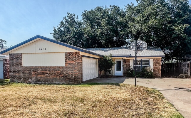 Building Photo - 5011 52nd St