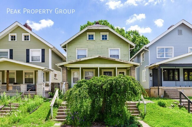 Building Photo - 1446 Hamlet St