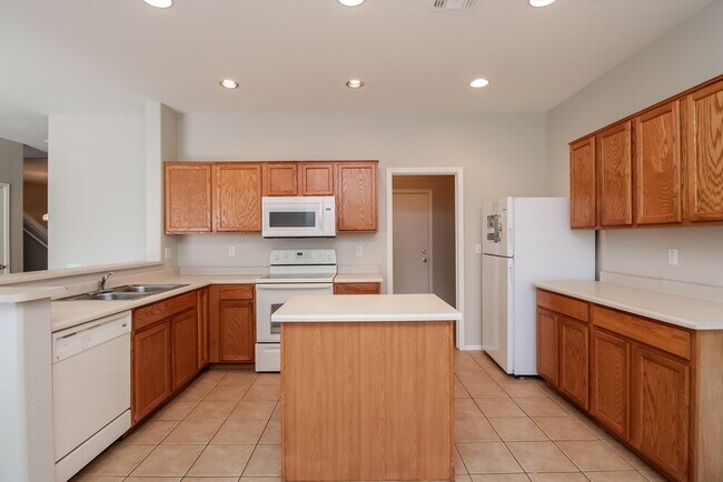 Building Photo - 2205 N 91st Gln