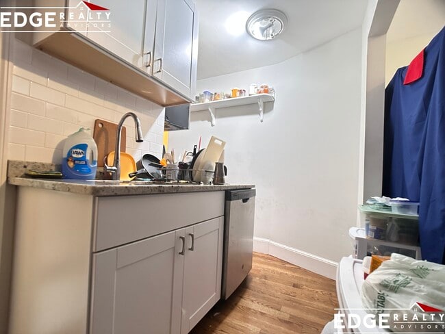 Photo - 1 Linden St Apartment