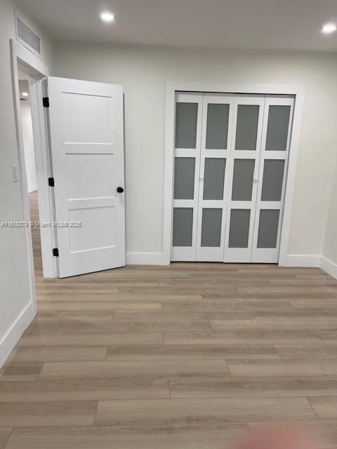 Foto del edificio - 106 E 8th St