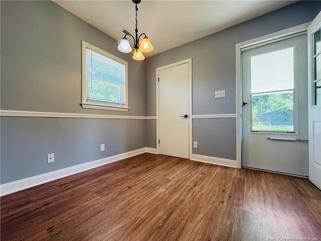 Building Photo - 1083 Revere St