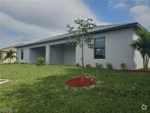 Building Photo - 3418 SW 17th Pl