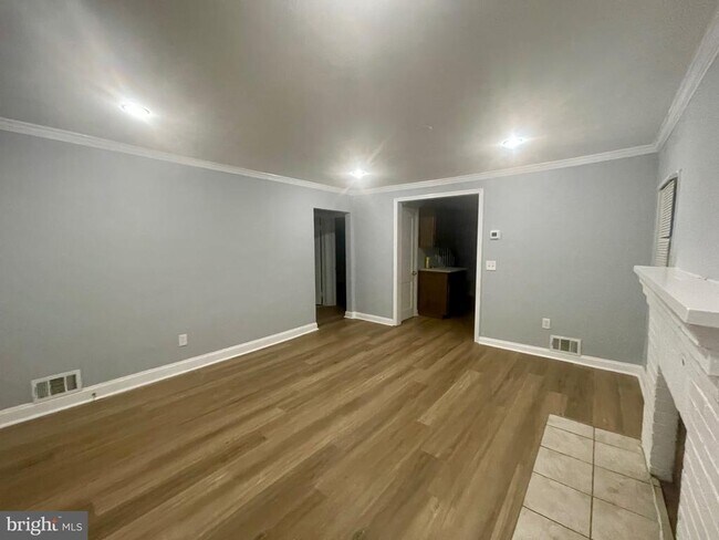 Foto del edificio - 1517 Rollins Ave