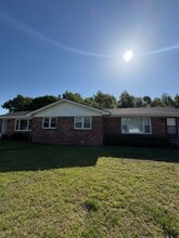 Building Photo - 586 Hutchens Rd