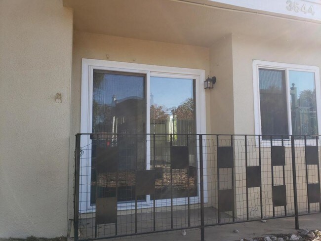 Building Photo - 3546 Auburn Blvd Sacramento CA 95821
