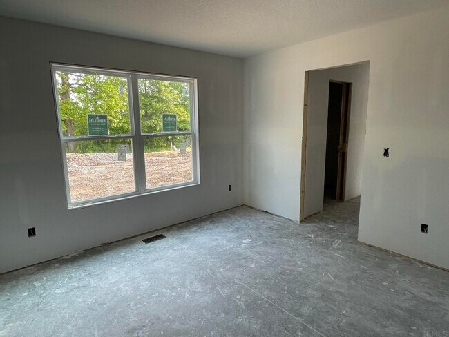 Building Photo - 14732 Verona Lks Psge