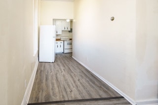 Building Photo - 614-626 W Lake St