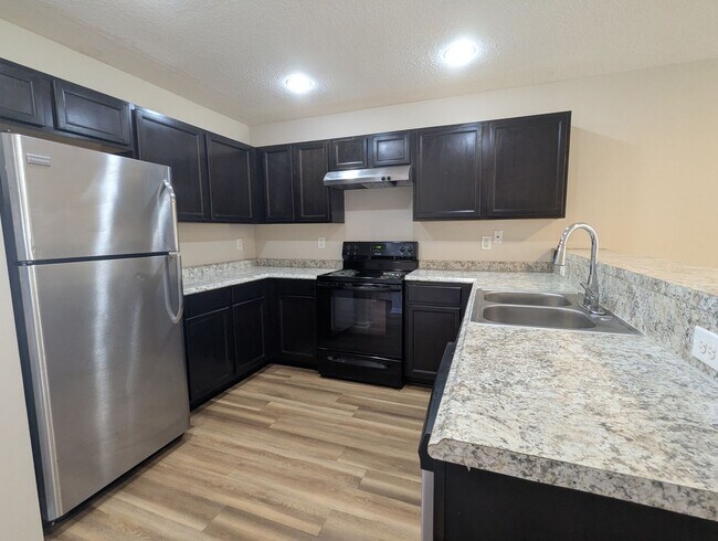 Building Photo - LIMITED TIME SPECIALS - WASHER/DRYER Suppl...