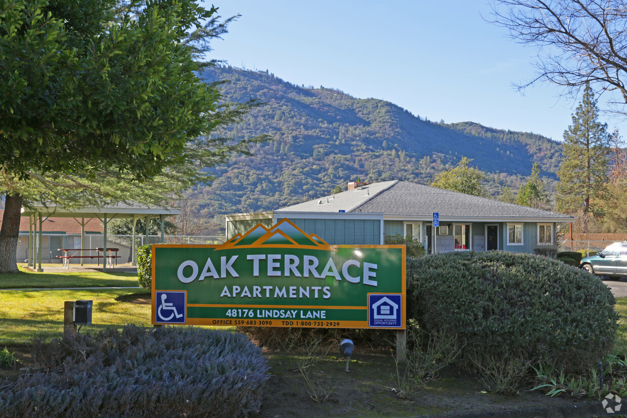 Foto principal - Oak Terrace Apartments