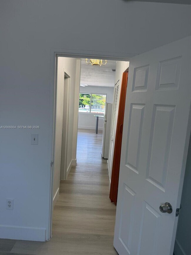 Foto del edificio - 4840 NW 27th Ave