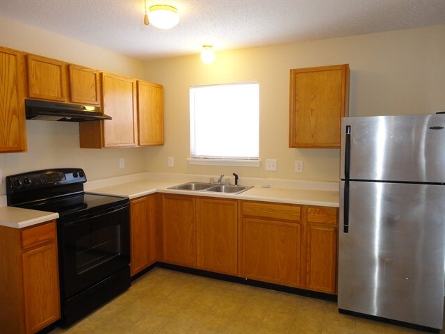 Building Photo - 10308 Clear Sky Dr